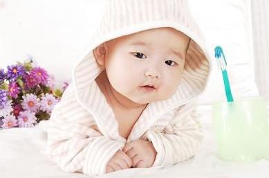 易姓很有灵气名字高分好听兔年