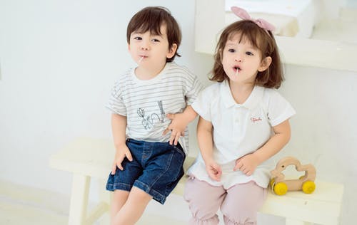 严姓五行缺火女孩名字属兔